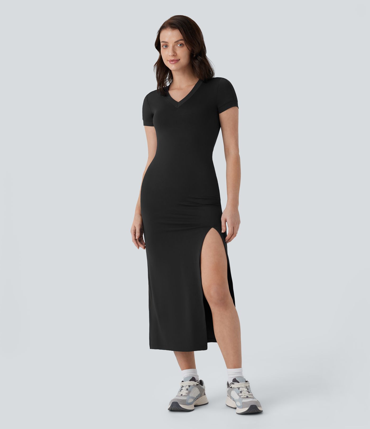 Vestido camisero ajustado cuello V manga corta abertura media