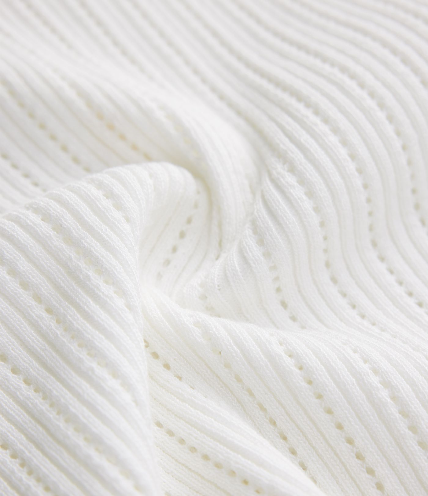 Arbeitspullover mit Rundhalsausschnitt, kurzen Ärmeln und Cut-Outs