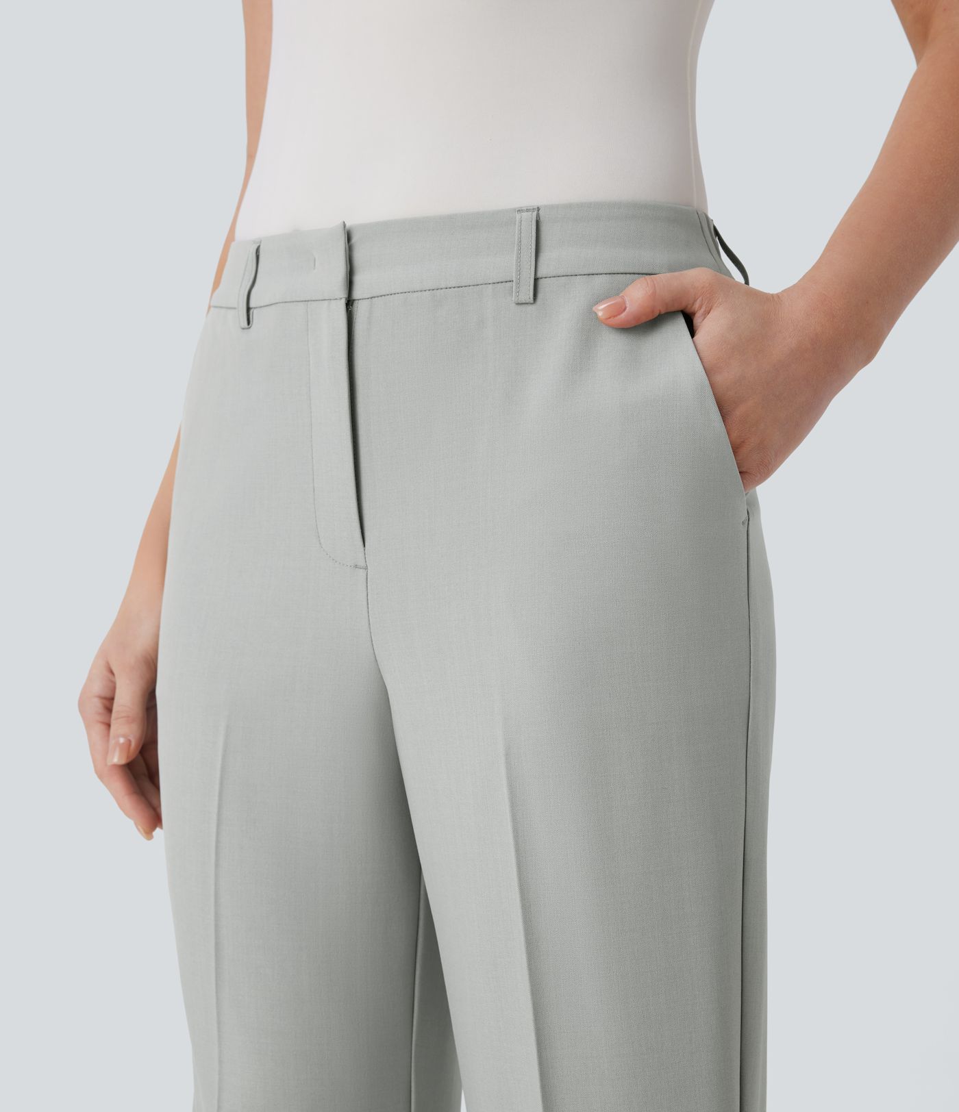 Pantalón oficina capri tiro medio bolsillo lateral