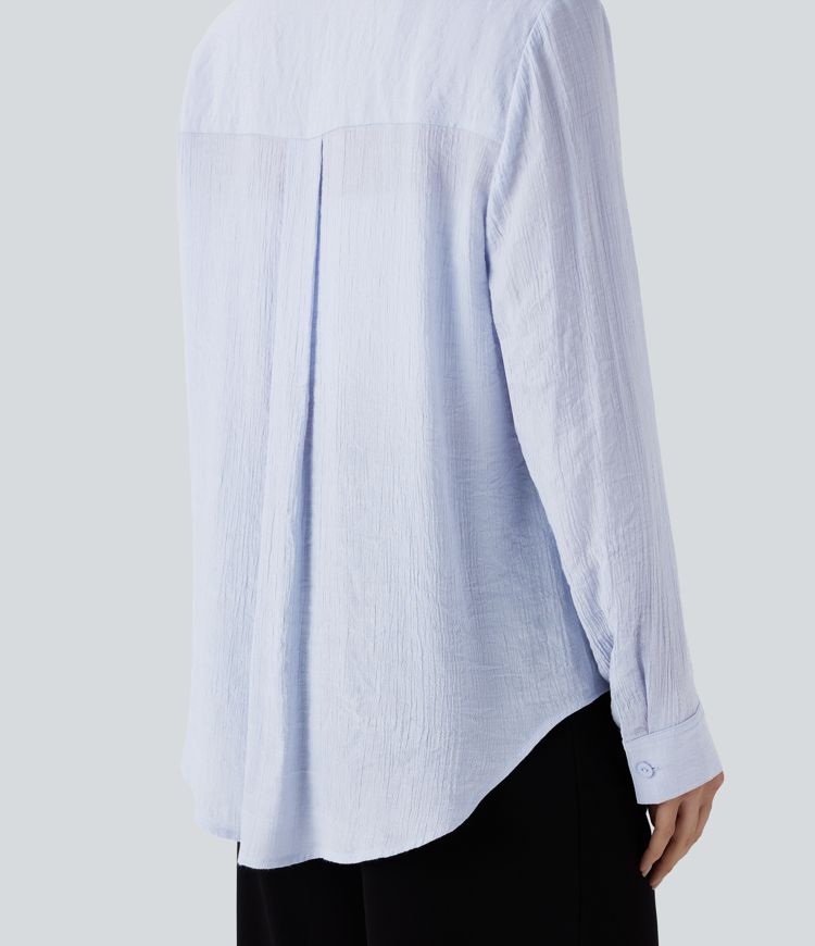 Arbeitshemd mit Kragen, Knöpfen, langen Ärmeln und abgerundetem Saum