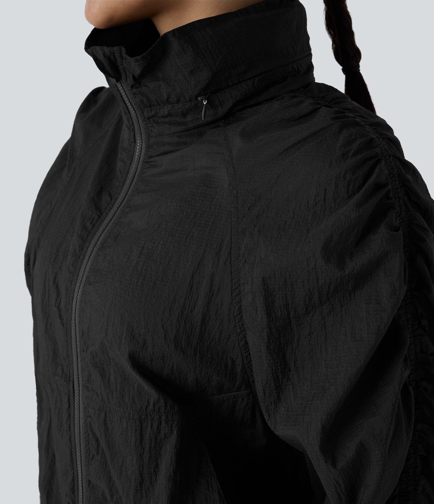 Water Repellent Lightweight Stowable Hood Ruched Sleeve Pocket Hiking Packable Jacket