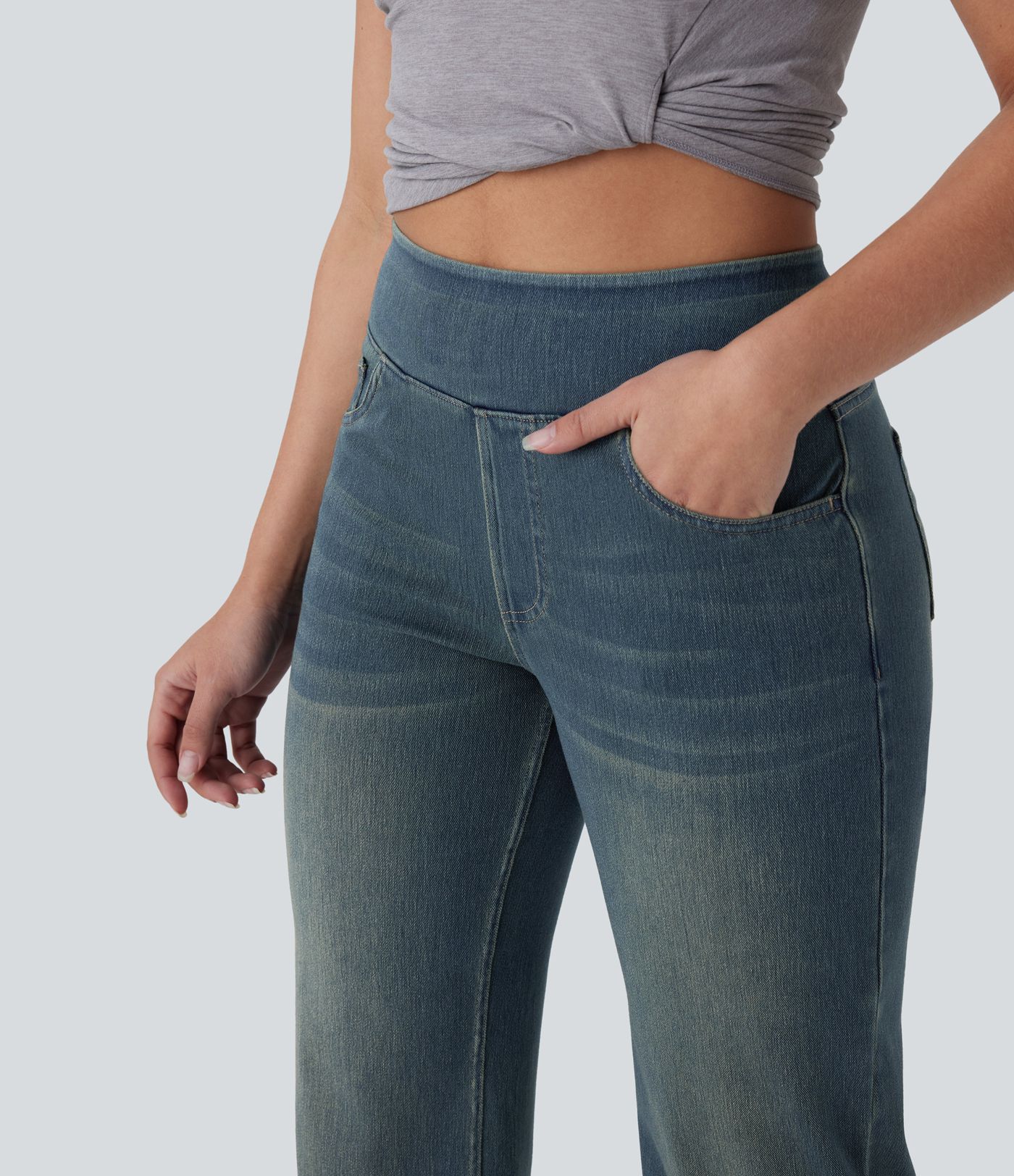 Halara Flex™ Jeans mit hohem Bund, mehreren Taschen, geradem Bein, verwaschenem