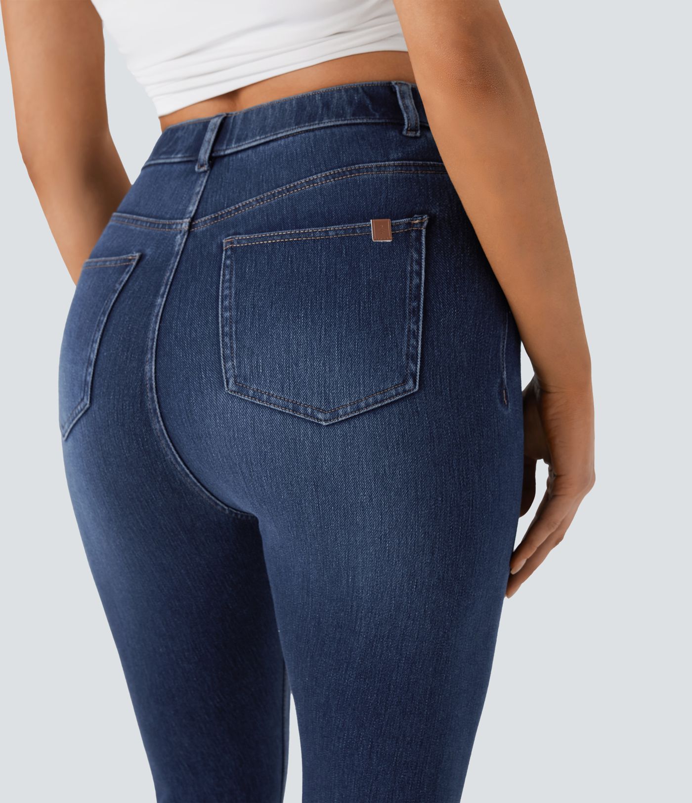 Halara Flex™ - 7/8 Leggings aus elastischem Strick-Denim mit hohem Bund, mehreren Taschen und Strasssteinen