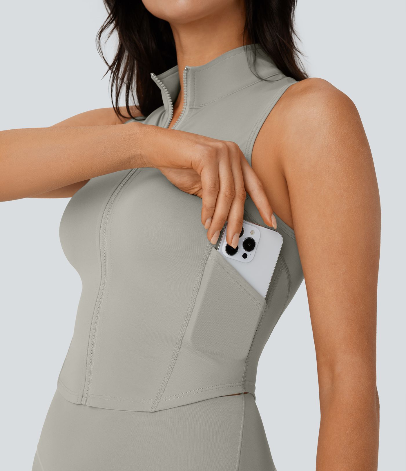 Camiseta de yoga corta Softlyzero™ con secado rápido, cuello alto, cremallera y bolsillos laterales