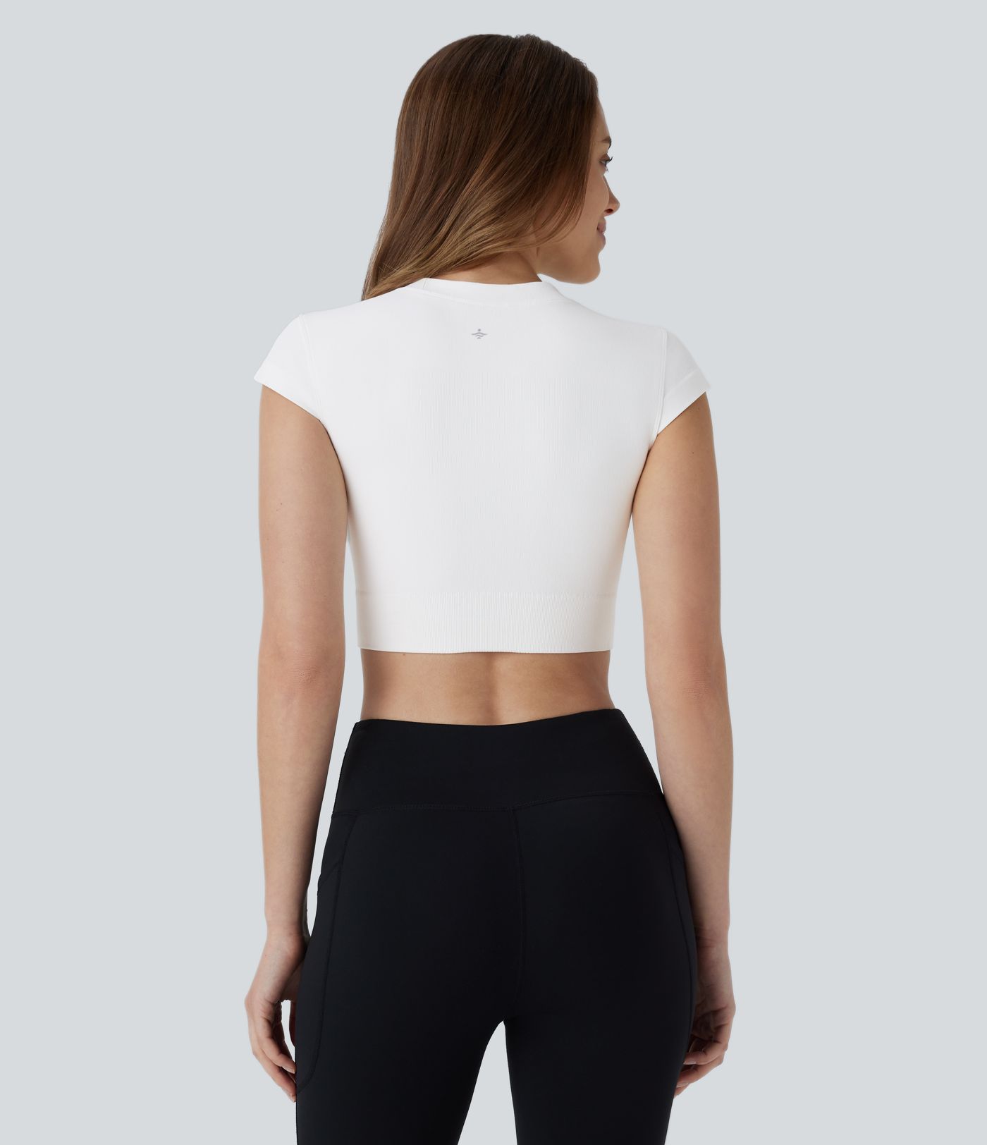 OneForm Seamless Flow Round Neck Cap Sleeve Cropped Yoga Sports Top