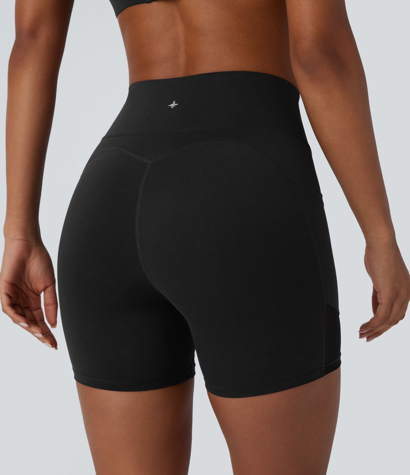 Short cycliste 12,5 cm d'entraînement gainant taille haute avec empiècements résille contrastés et poches Halara UltraSculpt™