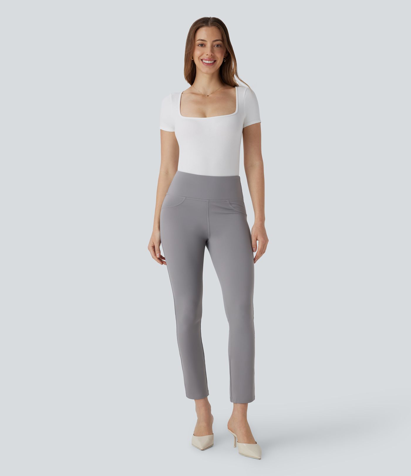 Halara Flex™ DayStretch - Schmal zulaufende, verkürzte Arbeits-Hose mit hohem Bund und Seitentaschen