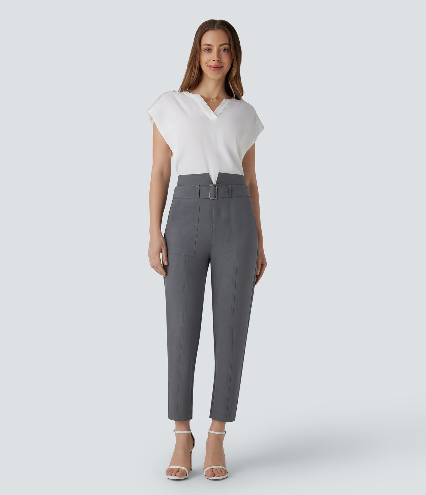 Pantalón tiro medio alto botón cremallera cinturón múltiple bolsillo