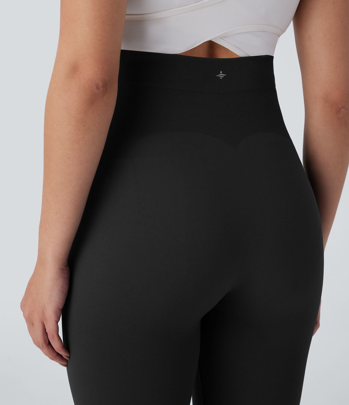 OneForm Seamless Flow Super High Waisted 7/8 Yoga Maternity Leggings