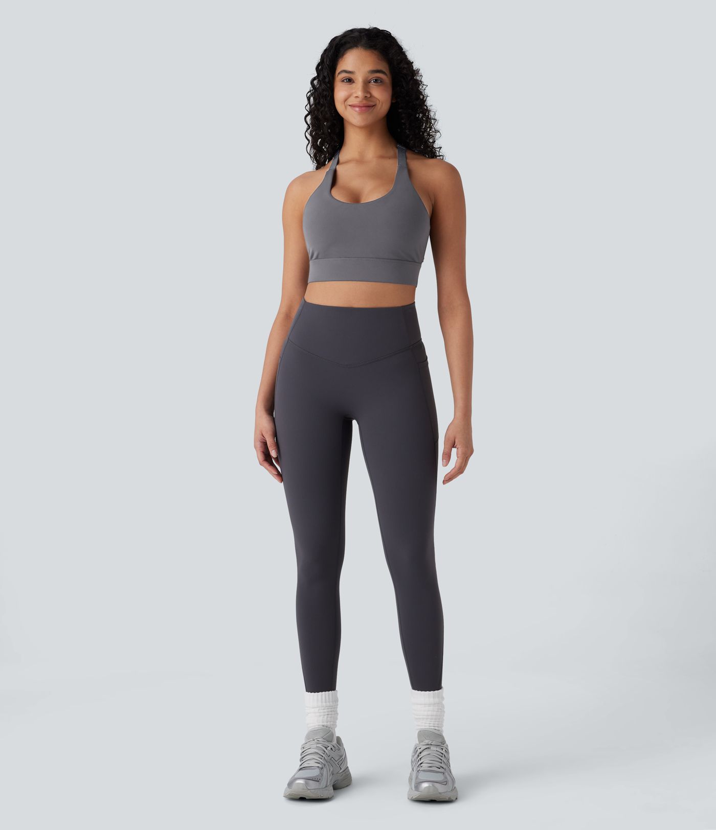 Halara UltraSculpt™ Sujetador Deportivo de Yoga de Bajo Soporte con Cuello en U y Gancho Ajustable