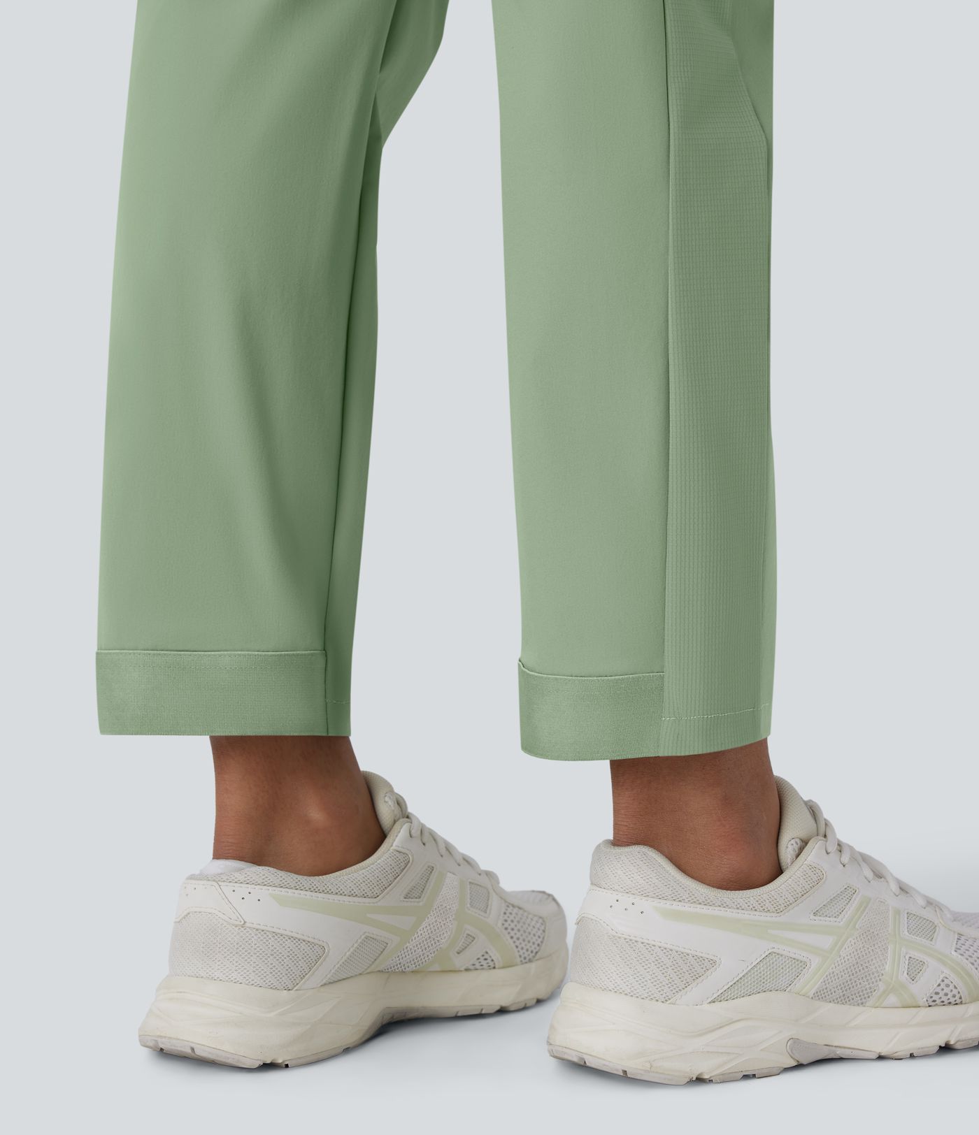 Pantalón entrenamiento tiro medio bolsillo lateral cordón ajustable