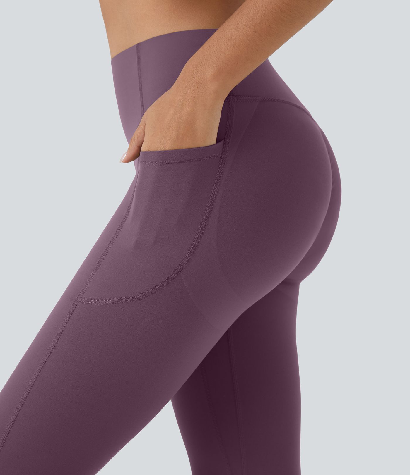 Halara UltraSculpt™ High Waisted Scrunch Butt Lifting Tummy Control Pocket Shaping Capri Training Leggings