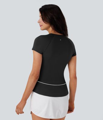 Haut de sport léger pour golf avec manches raglan, blocs de couleur, bande et ourlet arrondi, coupe ajustée