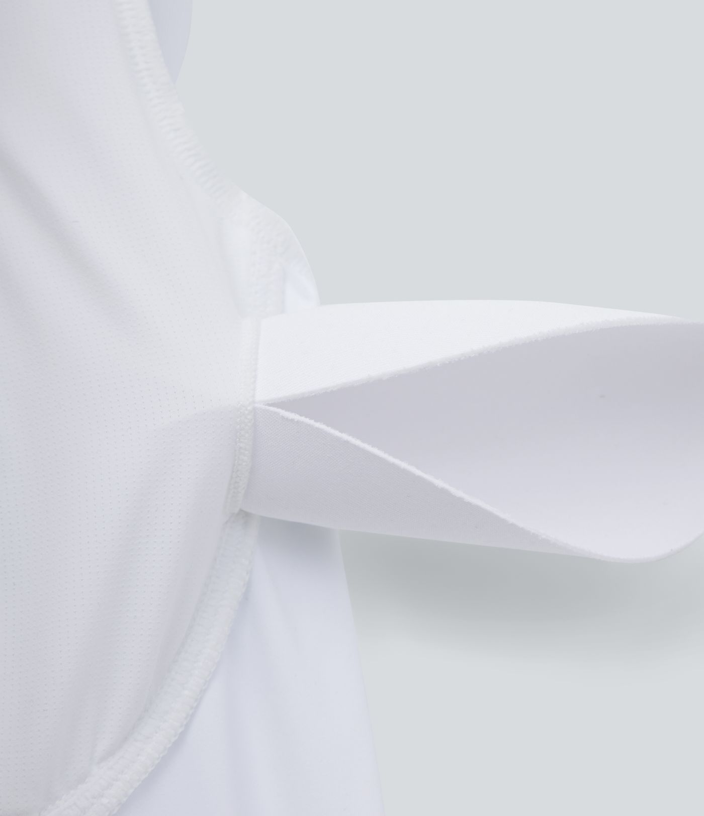 SoftlyZero™ Luftiger Sweetheart-Ausschnitt Kontrast-Mesh Bischofärmel Cool Touch Freizeit-Bodysuit-UPF50+