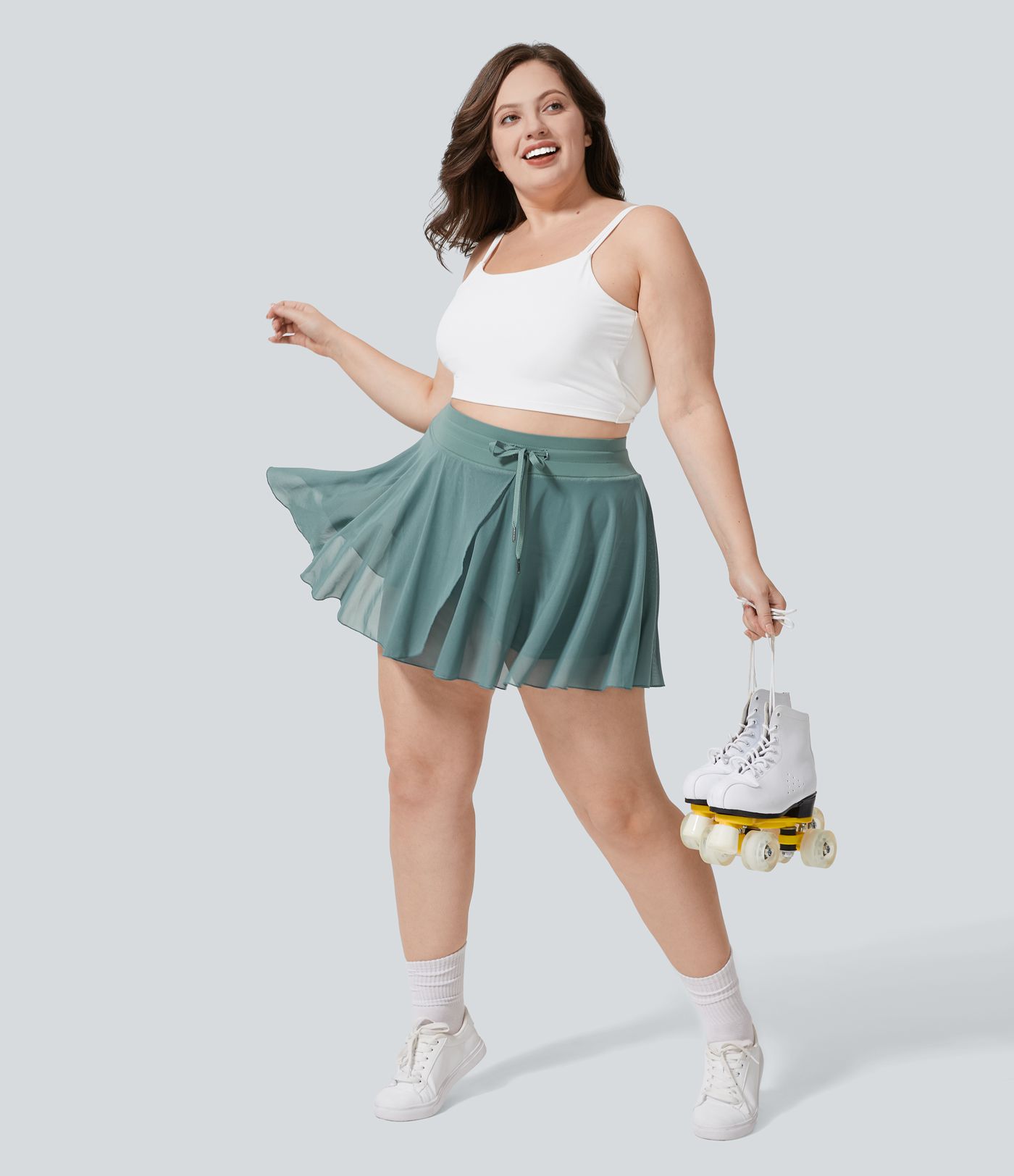 Falda informal de talle alto con cordón en contraste de malla 2 en 1 con bolsillo lateral fluido mini acampanado de talla grande