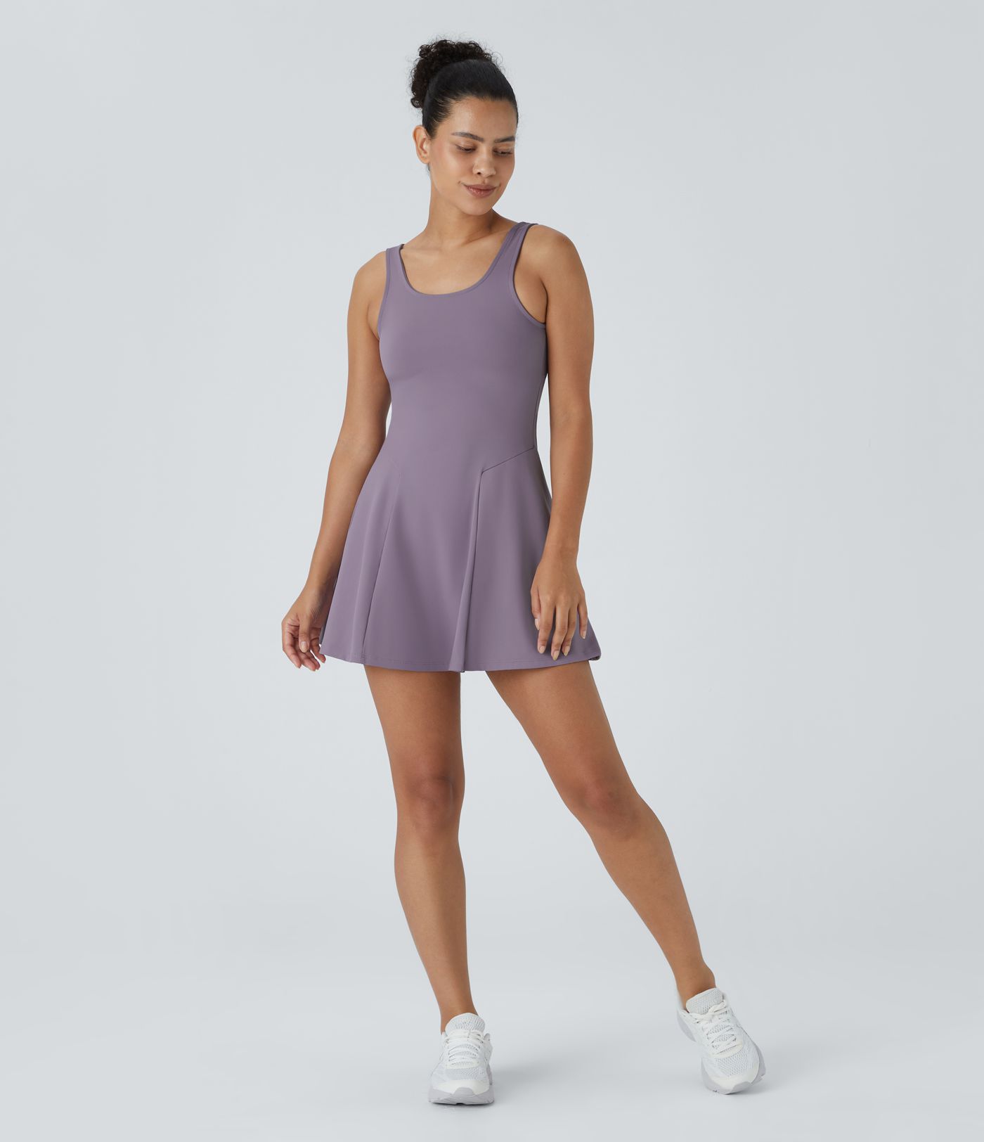 Conjunto de minivestido acampanado de dos piezas con bolsillo lateral y escote cuadrado