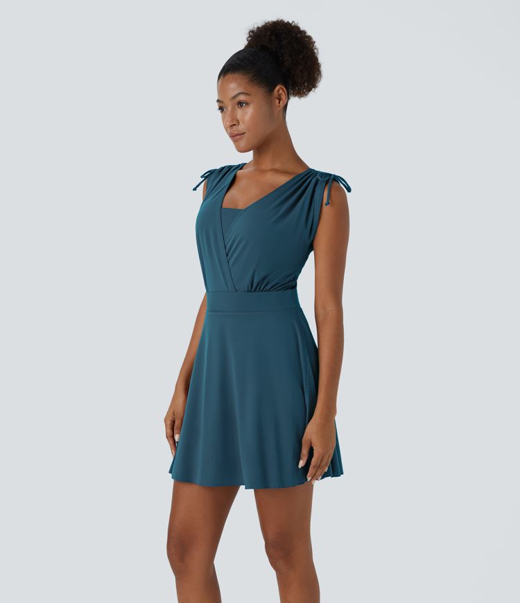 Vestido deportivo 2-en-1 con bolsillos laterales con cordones - con top turbo separado