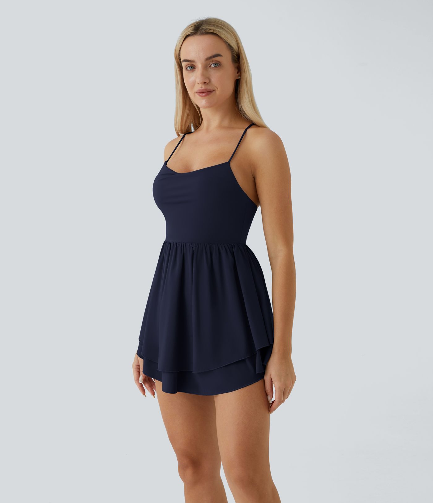 Breezeful™ vestido mini slip de tirantes, con capas y volantes, de secado rápido, ligero y casual