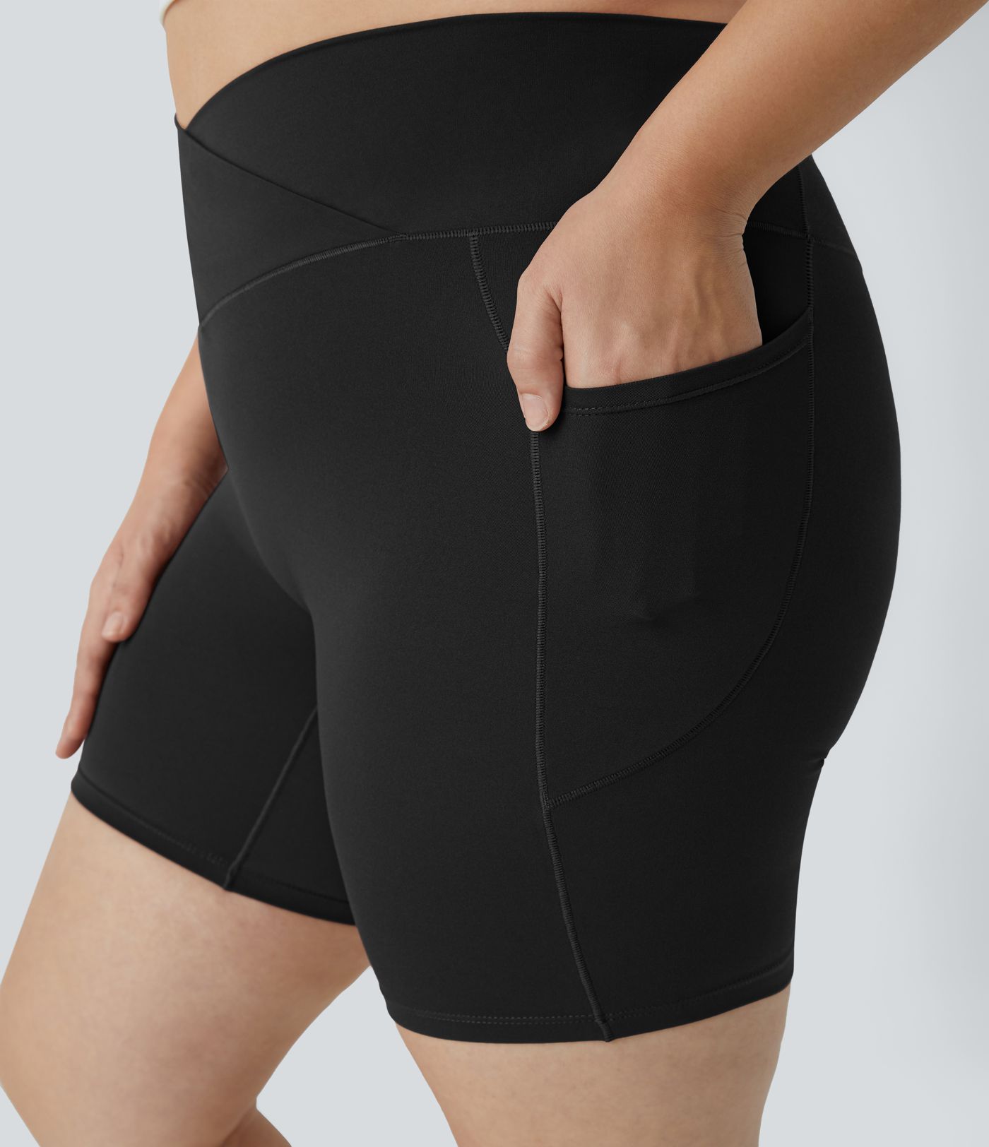 SoftlyZero™ High Waisted Crossover Pocket Yoga Plus Size Biker Shorts 7"-UPF50+