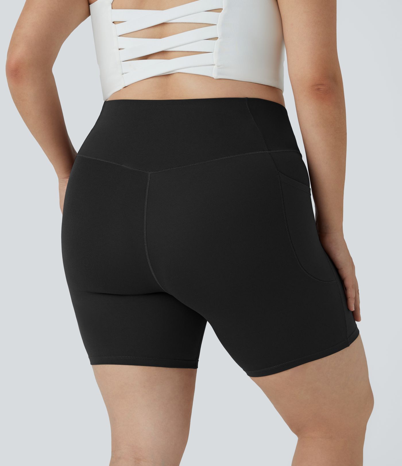 SoftlyZero™ High Waisted Crossover Pocket Yoga Plus Size Biker Shorts 7"-UPF50+