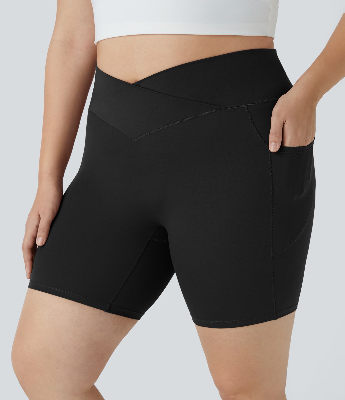 SoftlyZero™ High Waisted Crossover Pocket Yoga Plus Size Biker Shorts 7"-UPF50+