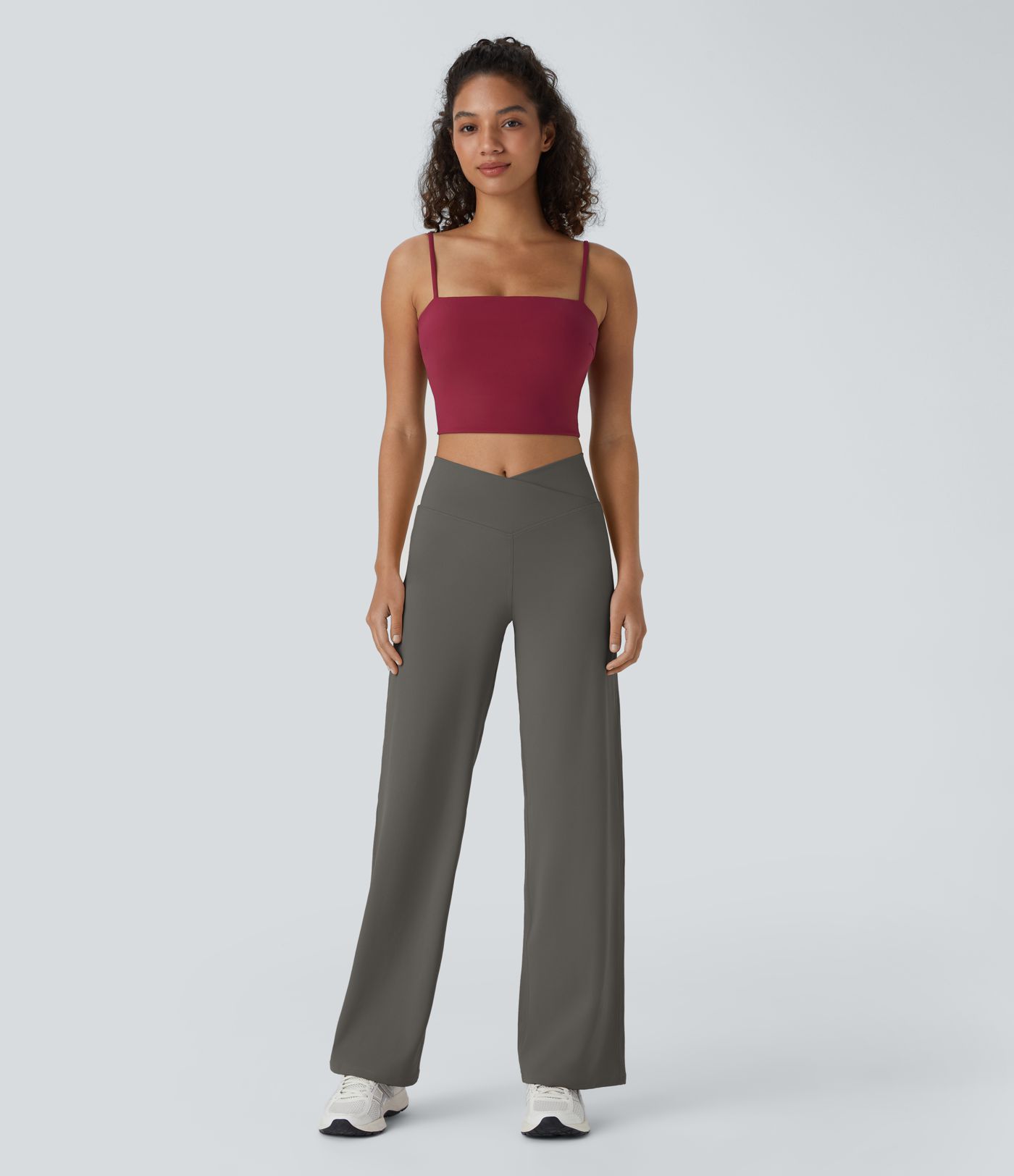 DayStretch - Yoga-Hose mit hohem Crossover-Bund, Seitentaschen und weitem Bein