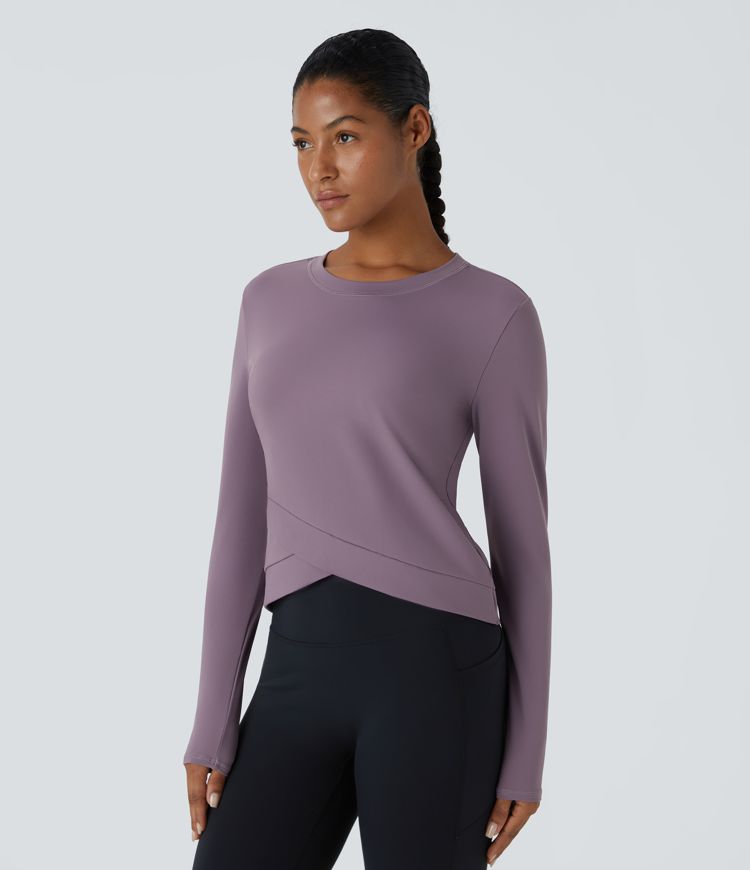 Camiseta deportiva Softlyzero™ Plush de manga larga con dobladillo cruzado y cuello redondo