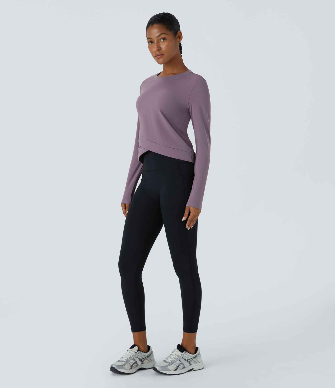 Camiseta deportiva Softlyzero™ Plush de manga larga con dobladillo cruzado y cuello redondo