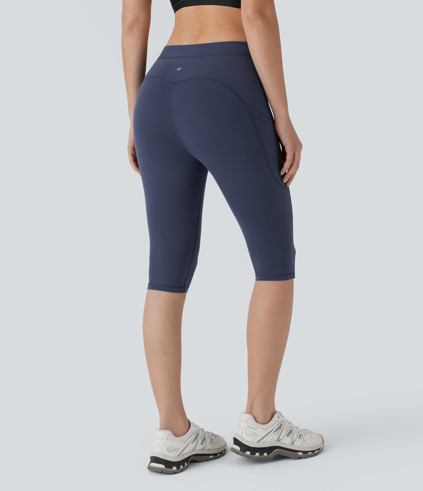 Halara UltraSculpt™ High Waisted Side Pocket Hiking Cropped Capri Leggings
