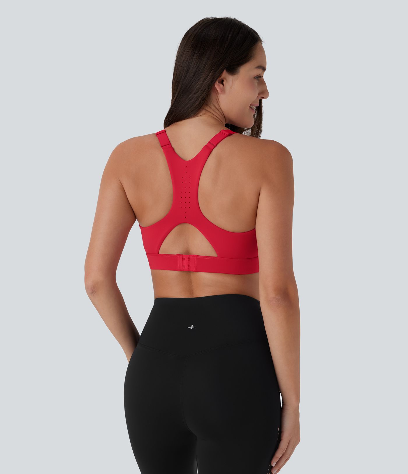 SpeedWave™ Medium Support Molded Cups Perforated Adjustable Hook Quick Dry Workout Sports Bra