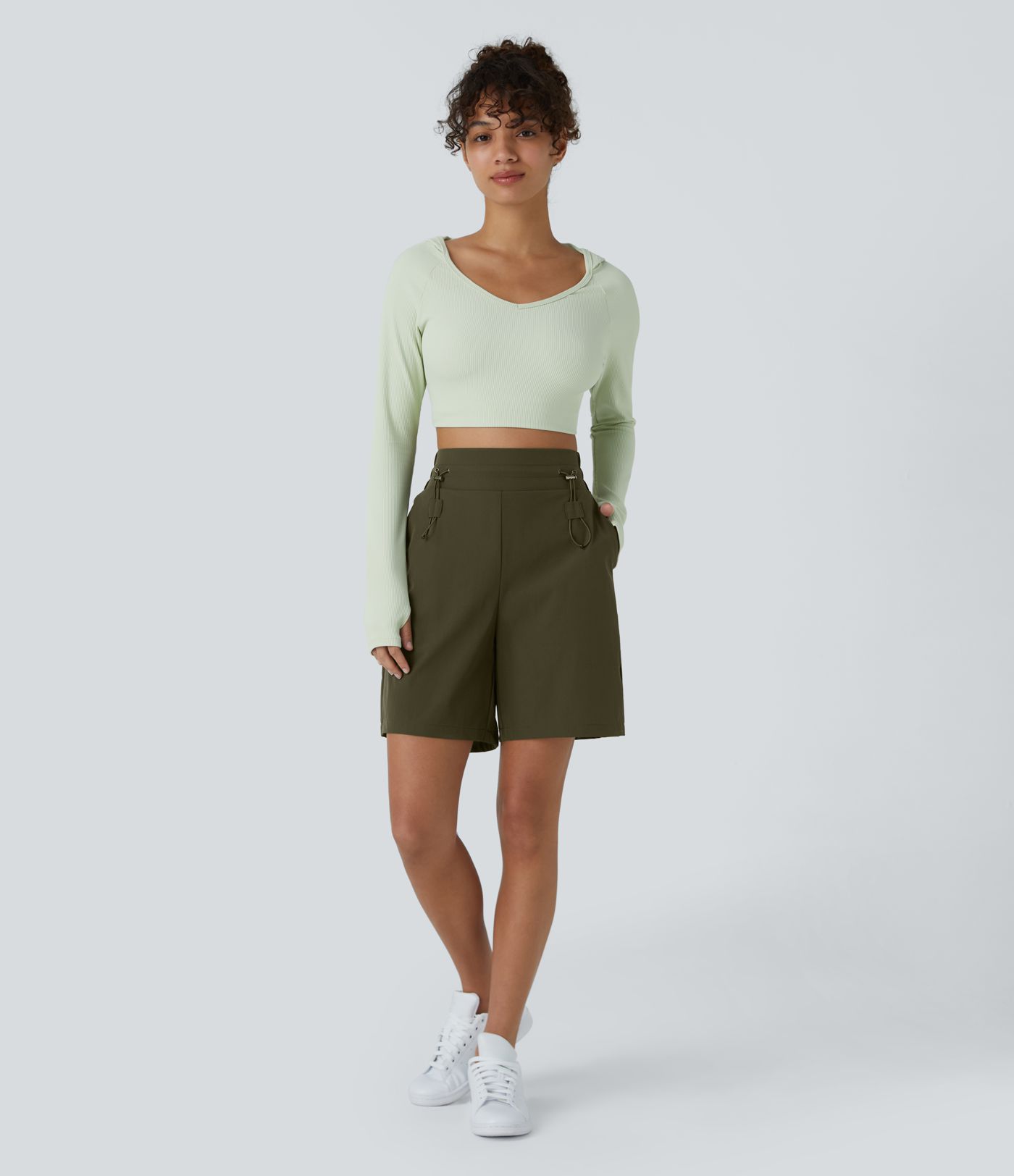 Short Randonnée Taille Haute avec Cordon de Serrage Réglable et Multipoches