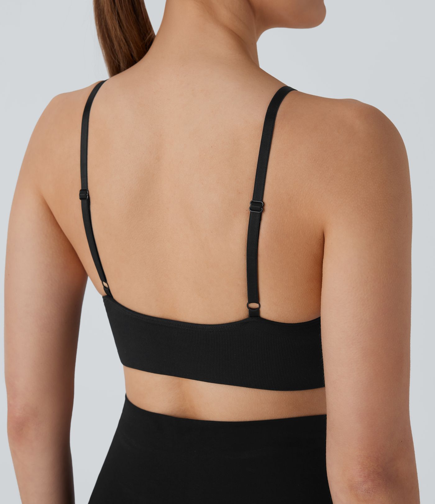Sujetador bralette sin costurasvcon tirantes ajustables y sin espalda