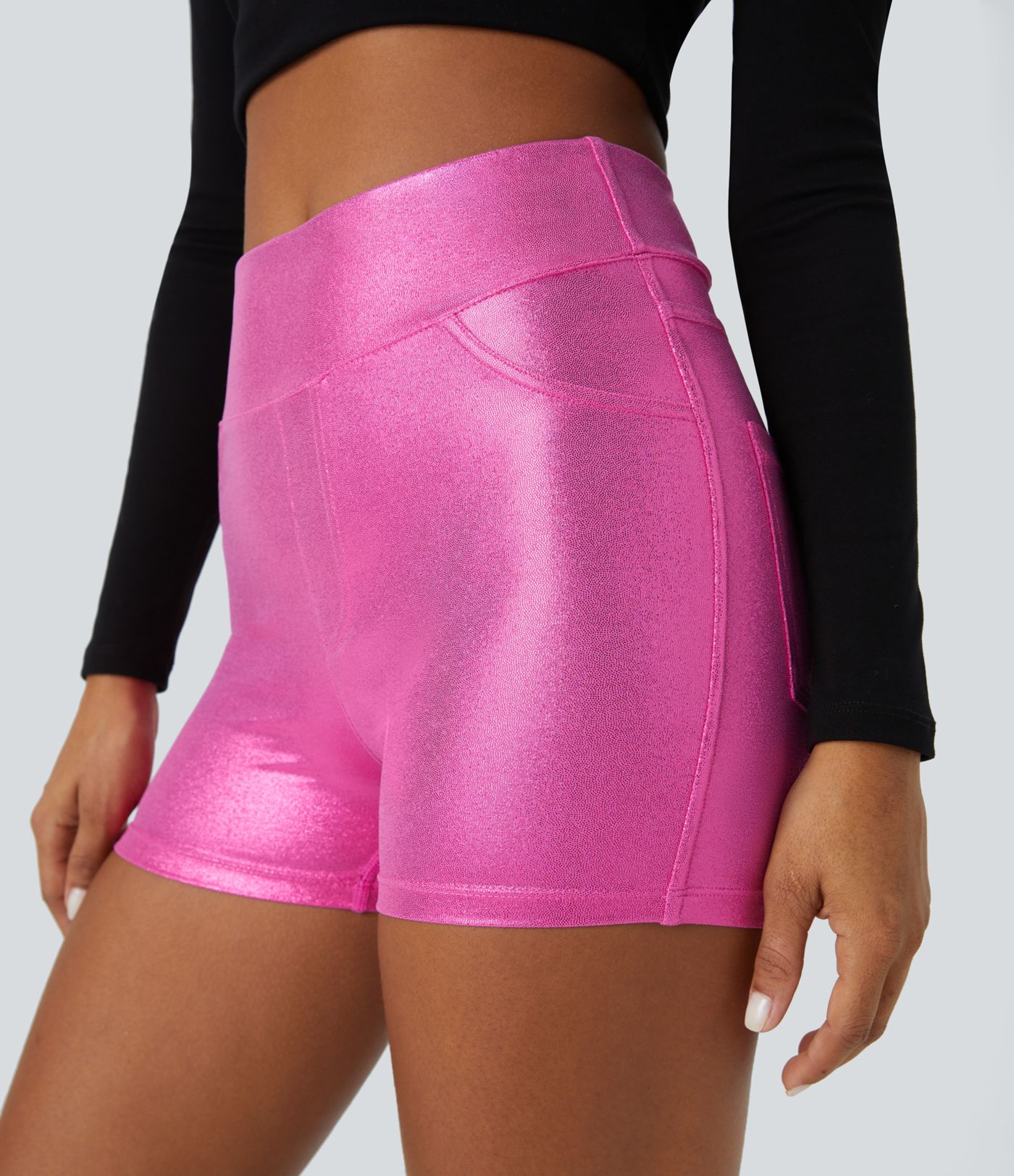 Pantalón corto Softlyzero™ Faux motociclista elástico bolsillo lateral trasero tiro alto piel sintética estampado metalizado 7.5cm