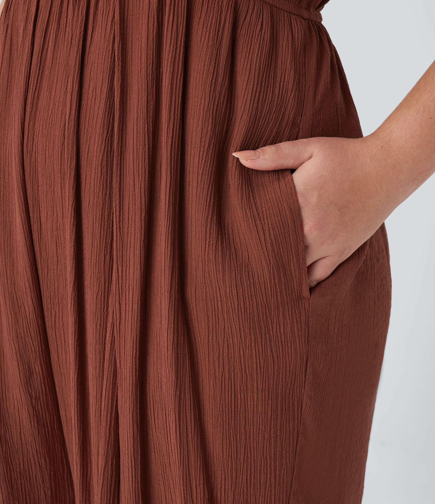 Mono tirante fino sin espalda cordón bolsillo lateral plisado talla grande