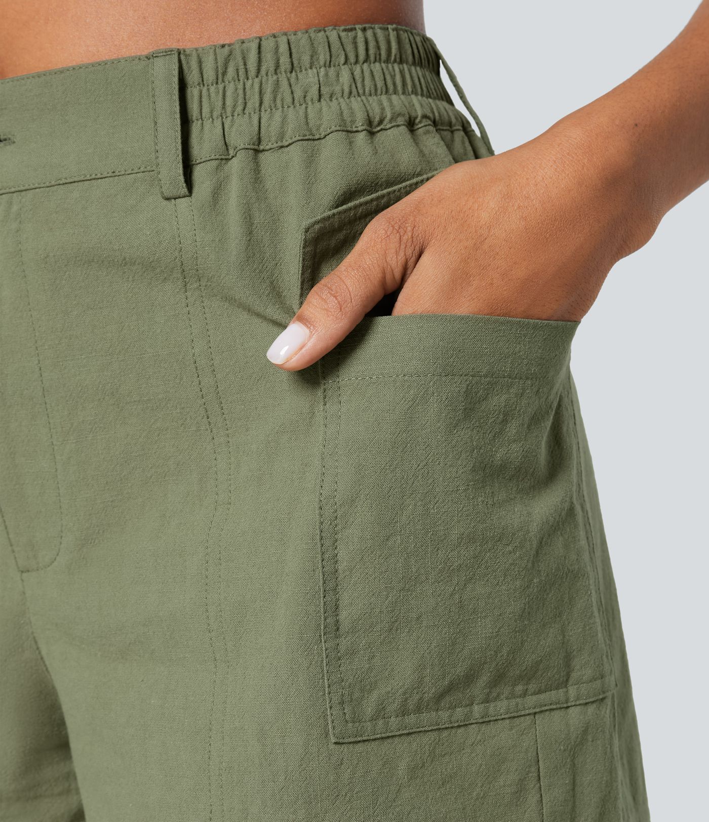 Shorts aus Baumwolle mit mittlerer Leibhöhe, Knopfreißverschluss und seitlicher Pattentasche, kurze Hose