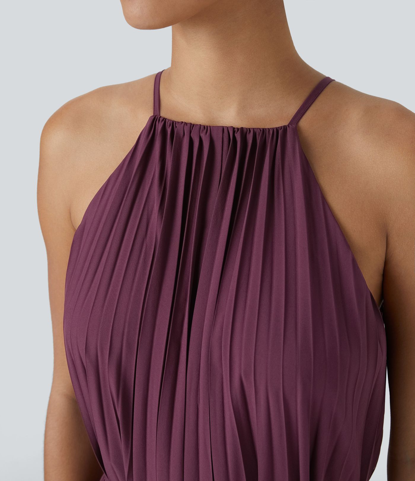 Breezeful™ Neckholder-Freizeitkleid mit Raffung am Rücken, ärmellos, Plissee-Gürtel, schnelltrocknend