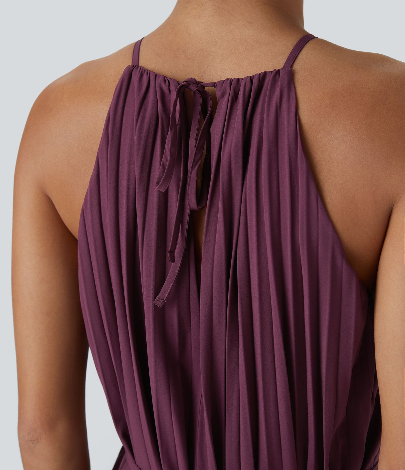 Breezeful™ Neckholder-Freizeitkleid mit Raffung am Rücken, ärmellos, Plissee-Gürtel, schnelltrocknend