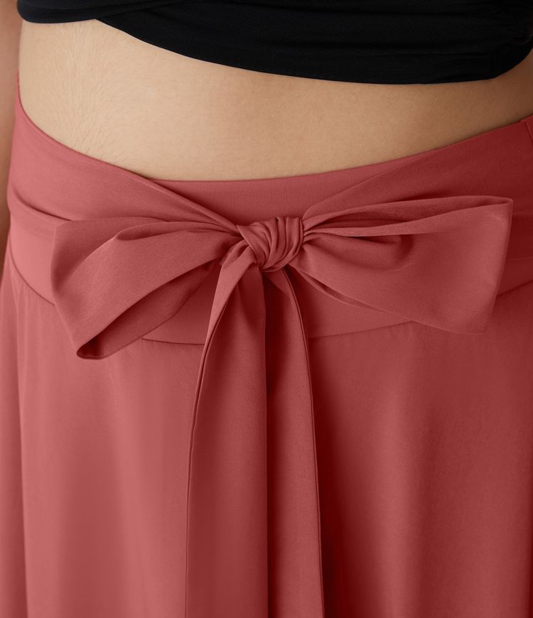 Falda midi Breezeful™ talla grande 2 en 1 abertura lateral tiro alto dobladillo curvo fluida secado rápido