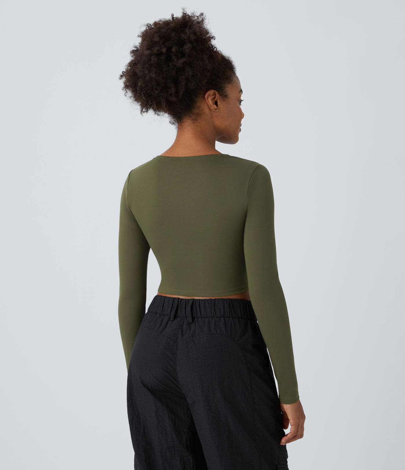 Haut court ajusté déchiré col rond à manches longues avec découpes DayStretch