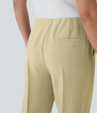 Mittelhoch geschnittene, lässig zulaufende Hose mit Taschen