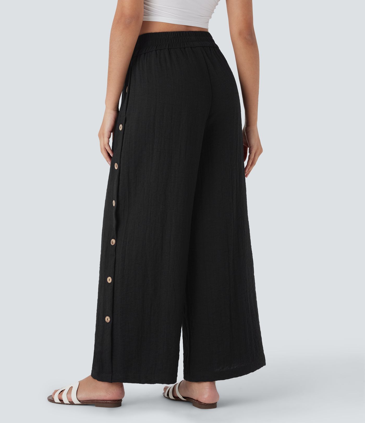 Lässige 7/8-Hose mit weitem Bein und hoher Taille, Seitentaschen und dekorativen Knöpfen