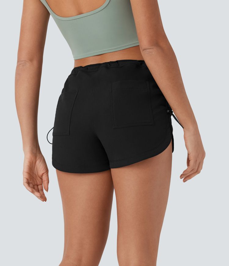 Low Rise Pocket Curved Hem Casual Shorts