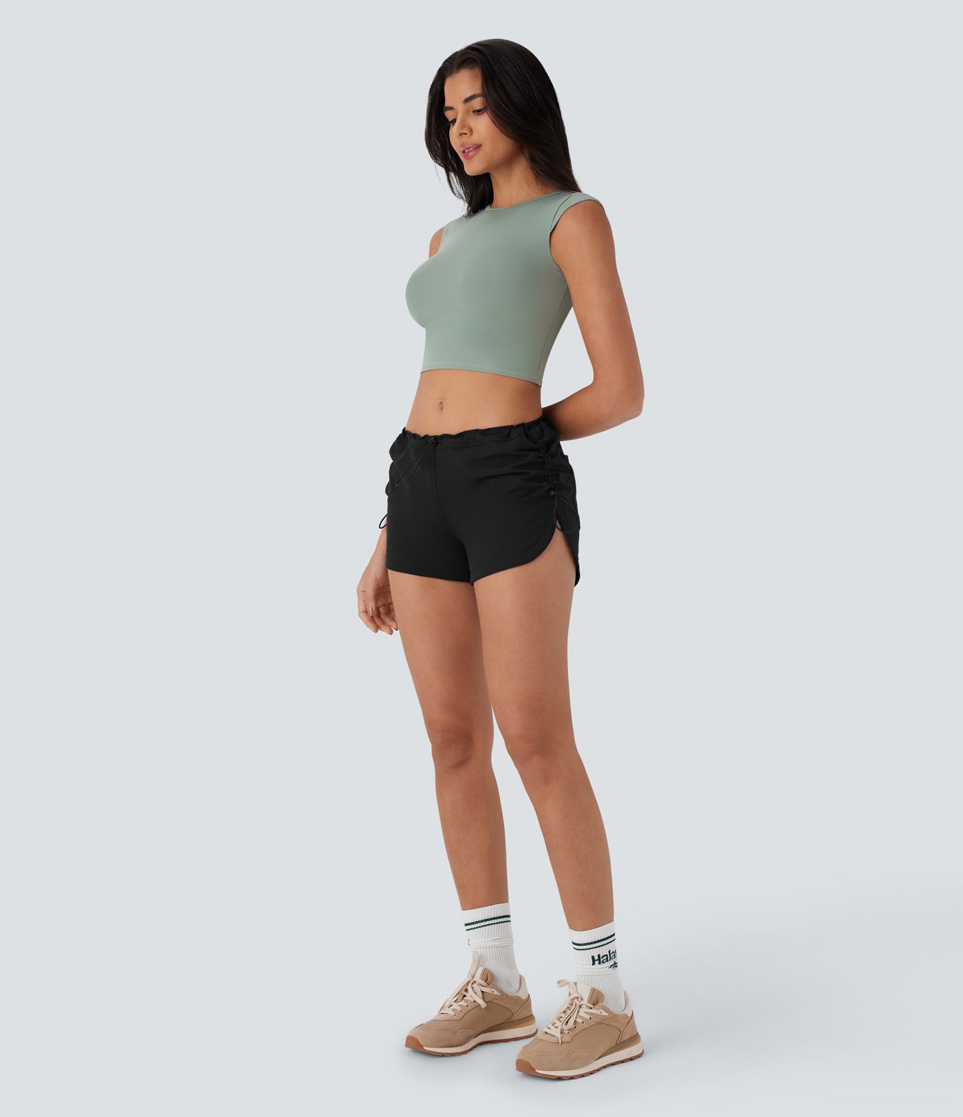 Low Rise Pocket Curved Hem Casual Shorts