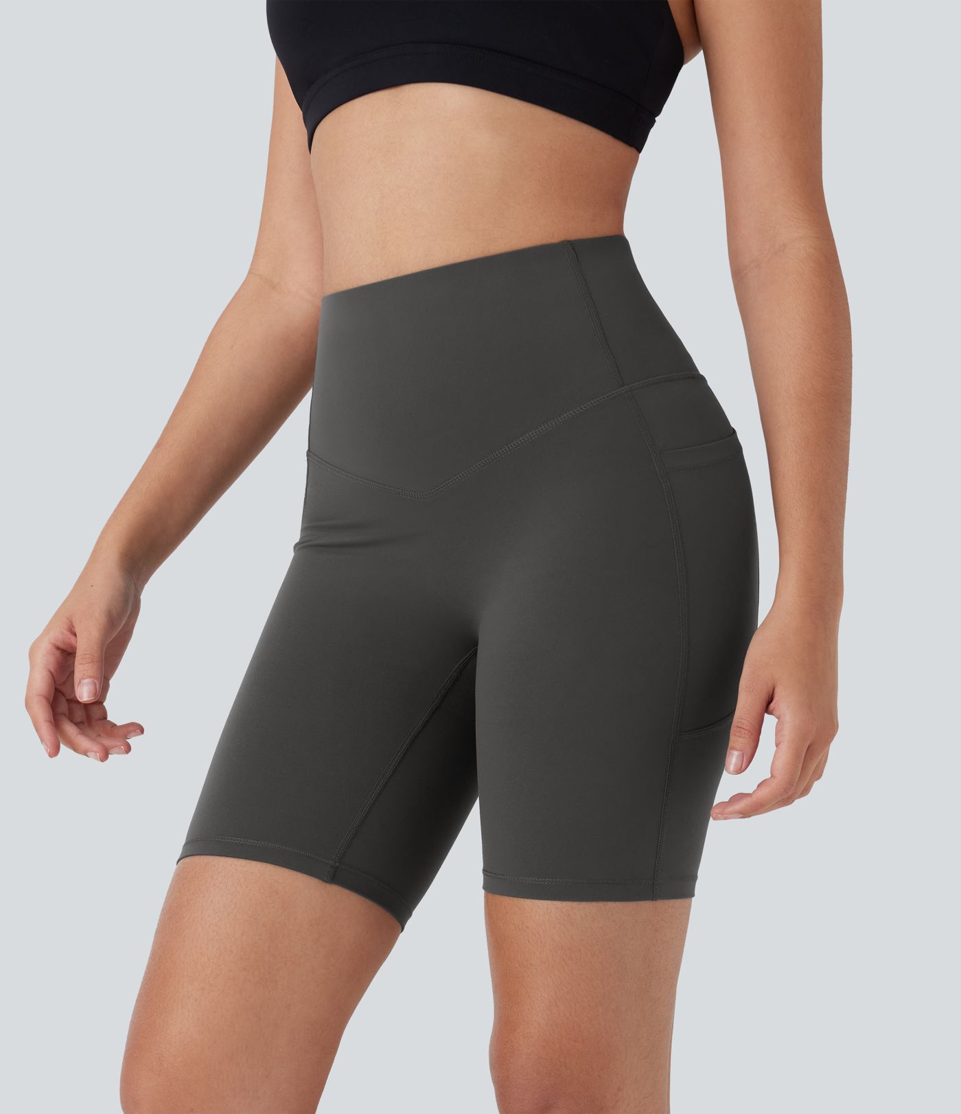 Short d'entraînement taille haute Halara UltraSculpt™ SoCinched, effet push-up sur les fessiers, maintien abdominal, gainant, avec poches — 7''