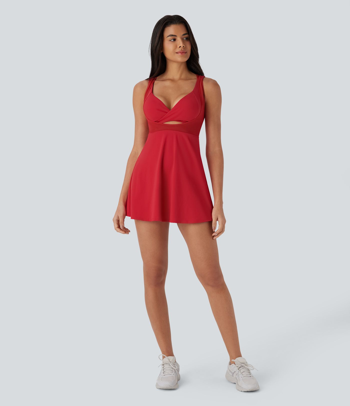 Mini-robe active de danse Softlyzero™ Airy 2 pièces avec dos nu, bretelles croisées, découpes, toucher frais, poches latérales et protection UPF50+