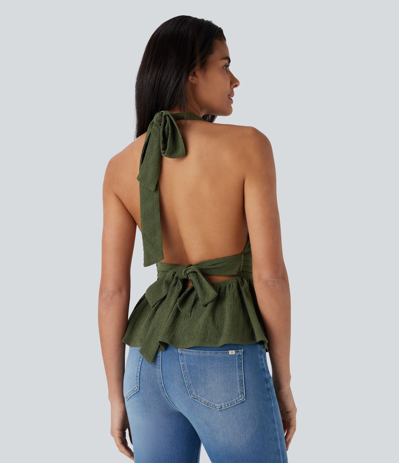 Top mit Neckholder, Rüschensaum und Bindeband hinten