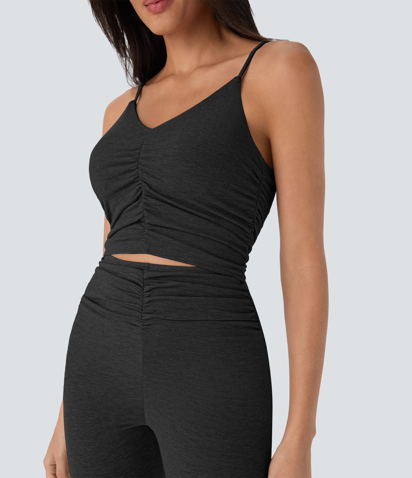 Combinaison décontractée à découpes et fronces avec jambes évasées