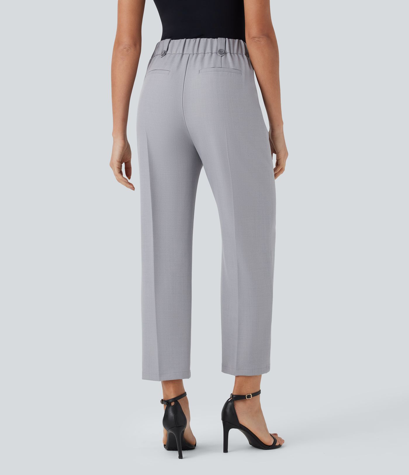 Stoffhose mit mittelhohem Bund, Seitentaschen und geradem Bein in Knöchellänge