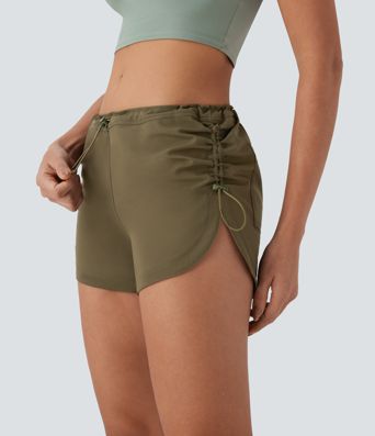 Low Rise Pocket Curved Hem Casual Shorts