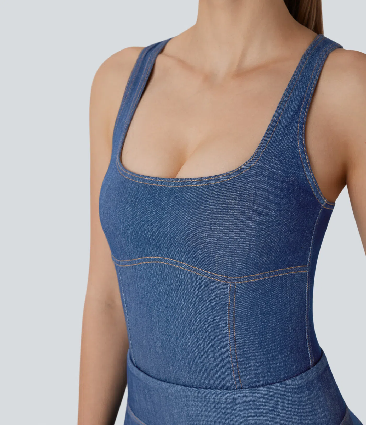 Body Halara Flex™ Denim mezclilla tenis elástica desgastada cuello cuadrado y espalda nadadora con tacto frío